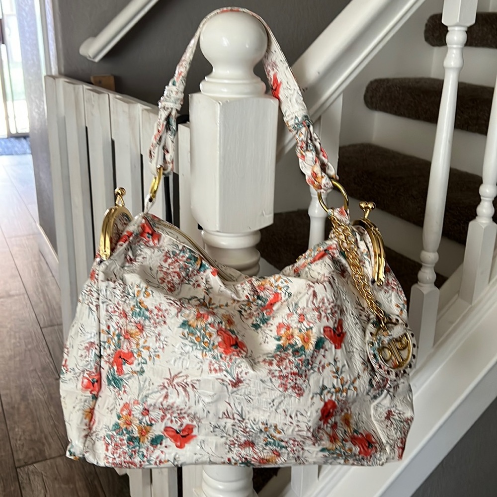Wildflower Handbag ever used